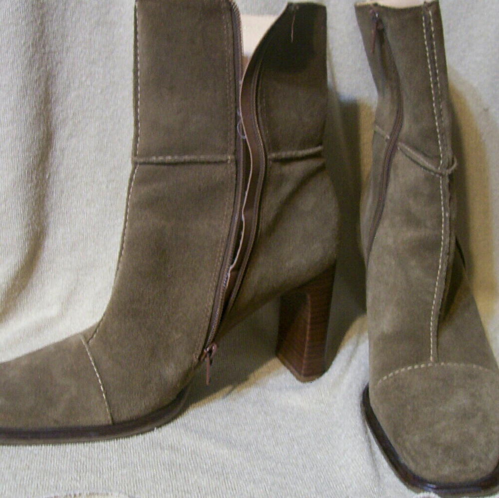 Worthington 9M Leather Suede Ankle Boots Booties